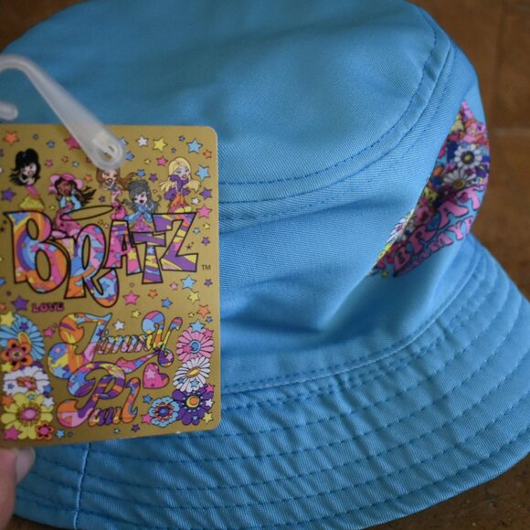 Bratz | Accessories | 2 View Limited Edition Reversible Bratz Doll X ...
